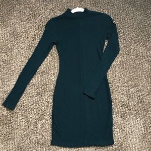 Long sleeve bodycon dress